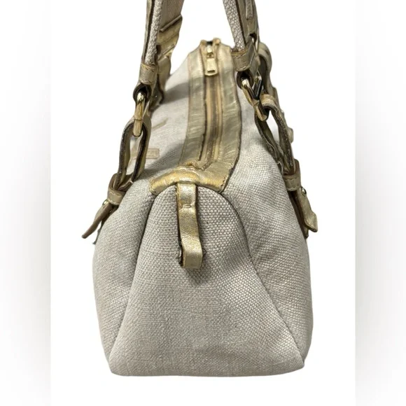 Yves Saint Laurent Cream and Gold Shoulder Bag - Picture 4 of 11